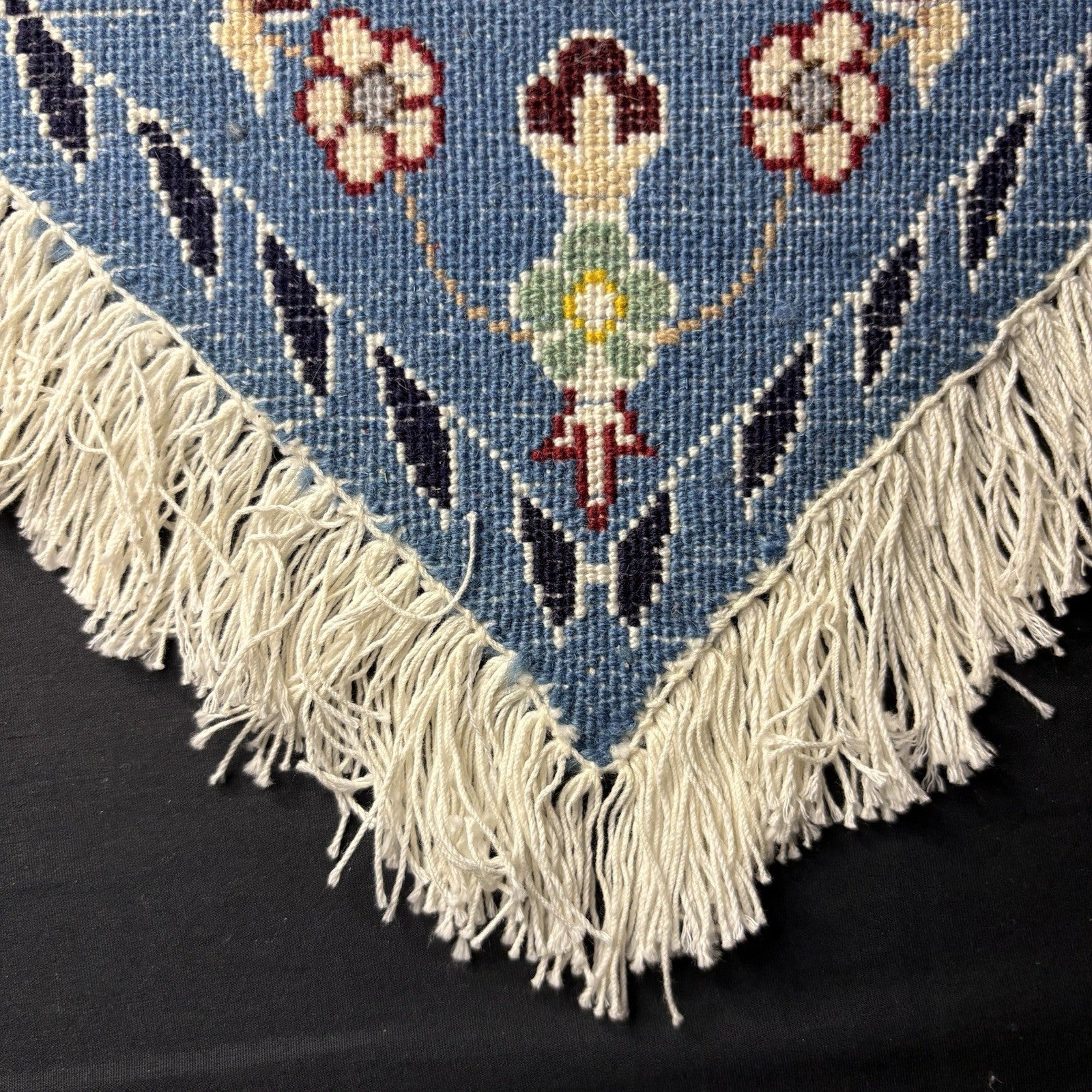 Hand Knotted Rug Heart Shape Purple w/Flowers 14”x13” VERY RARE17