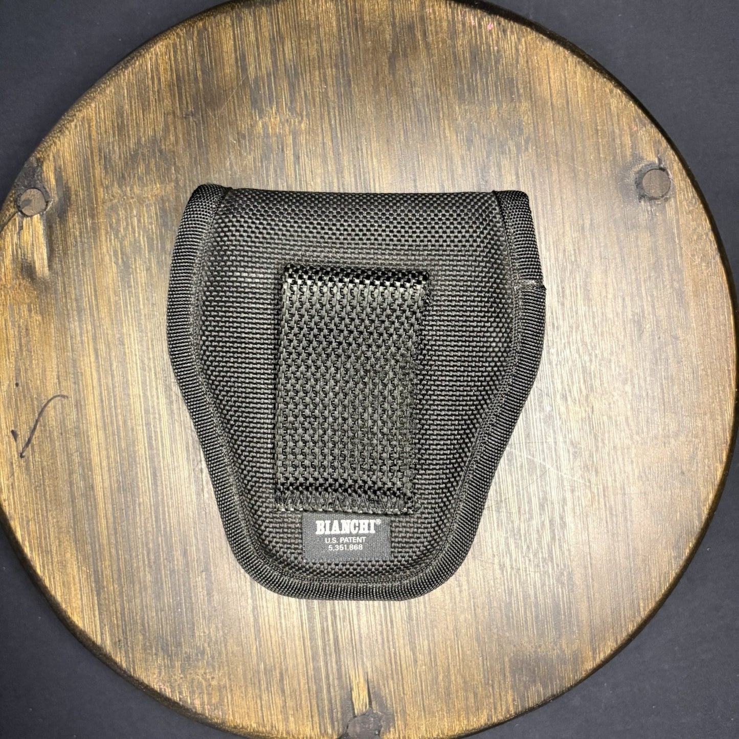 Bianchi 7300 Handcuff Case Accumold Nylon Size 1 Hidden Snap1