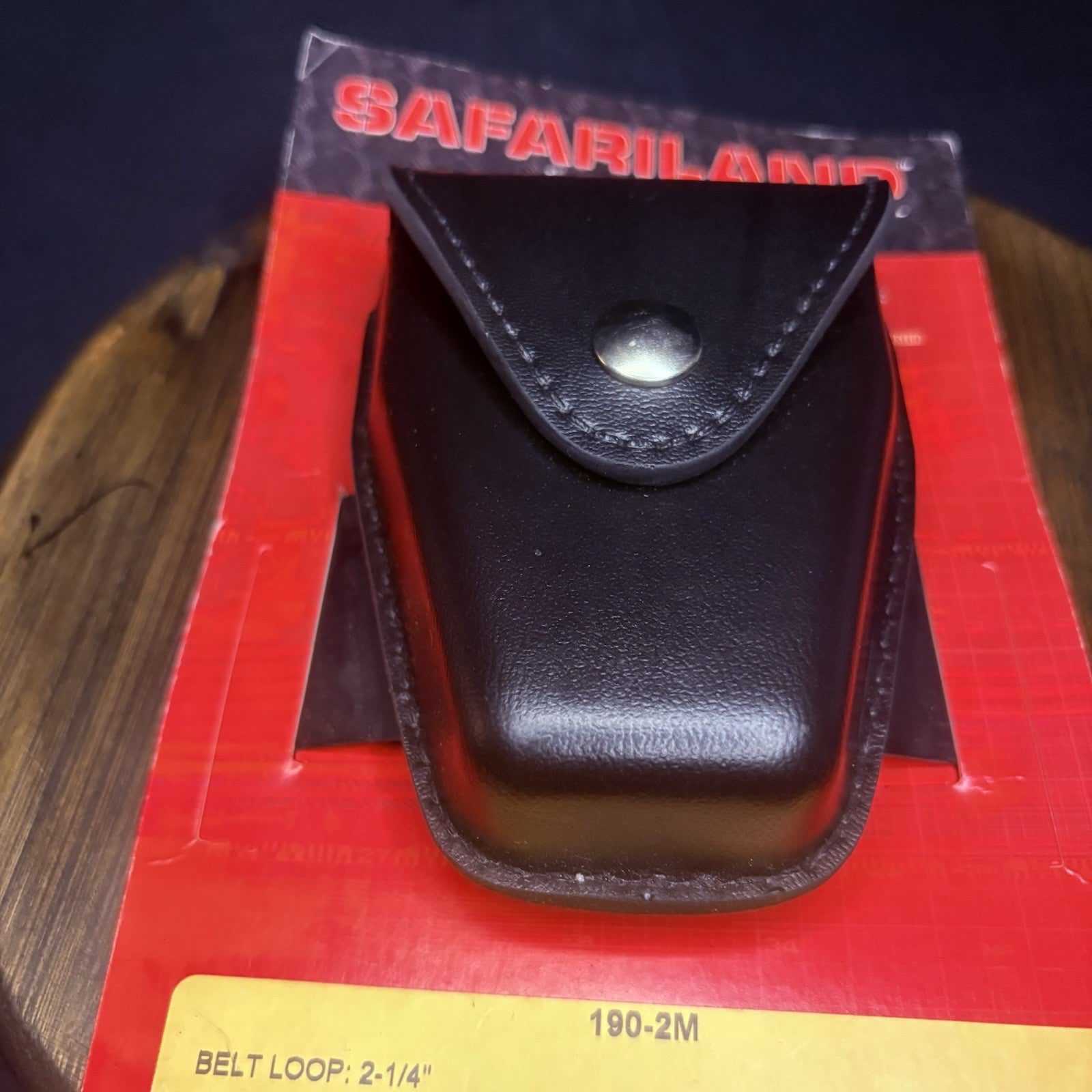Safariland 190-2M Handcuff Pouch Plain Black Leather Top Flap Chrome Snap2