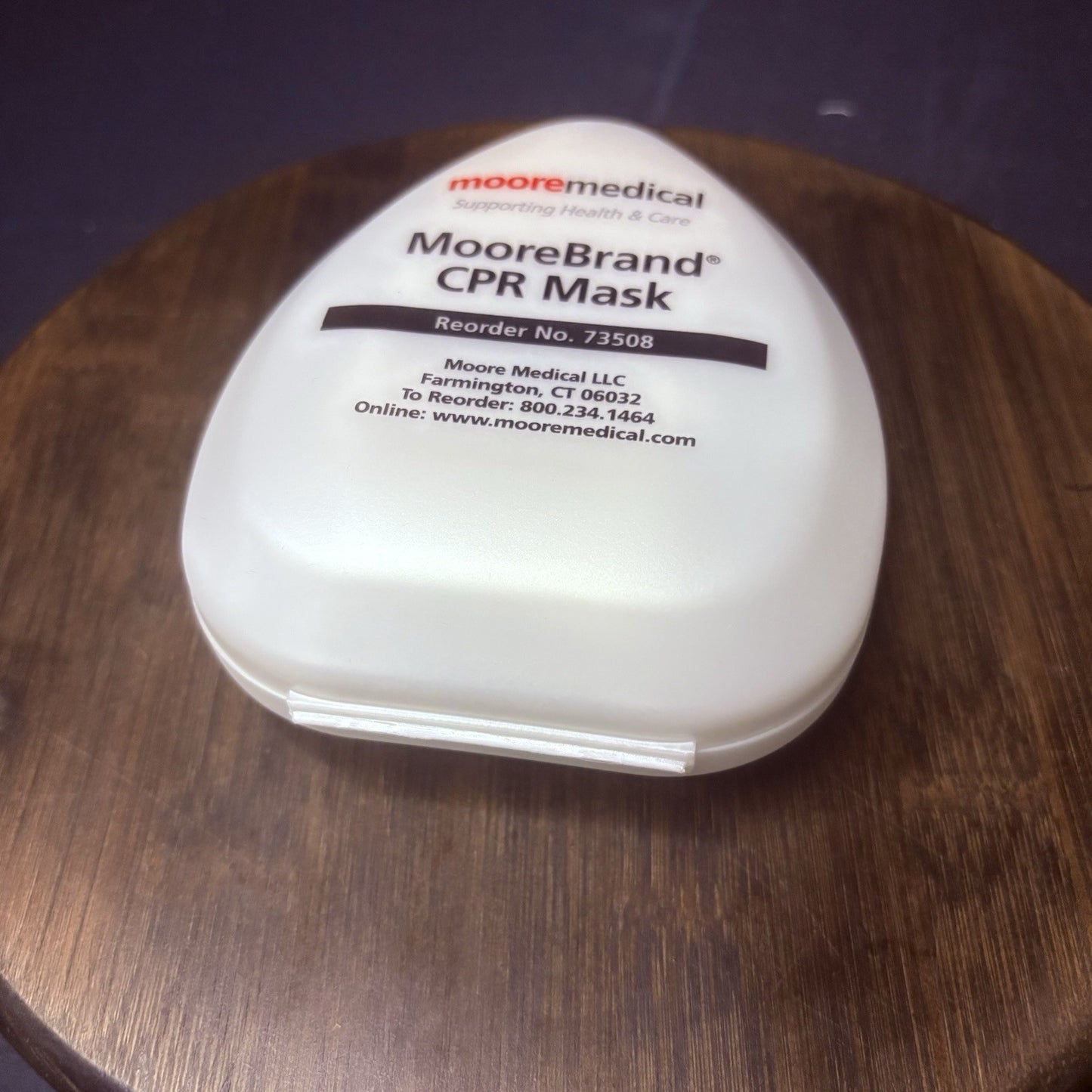 1 Pocket CPR mask in Hard Case - Mask With O2 Inlet One Way Valve & Hard Case9