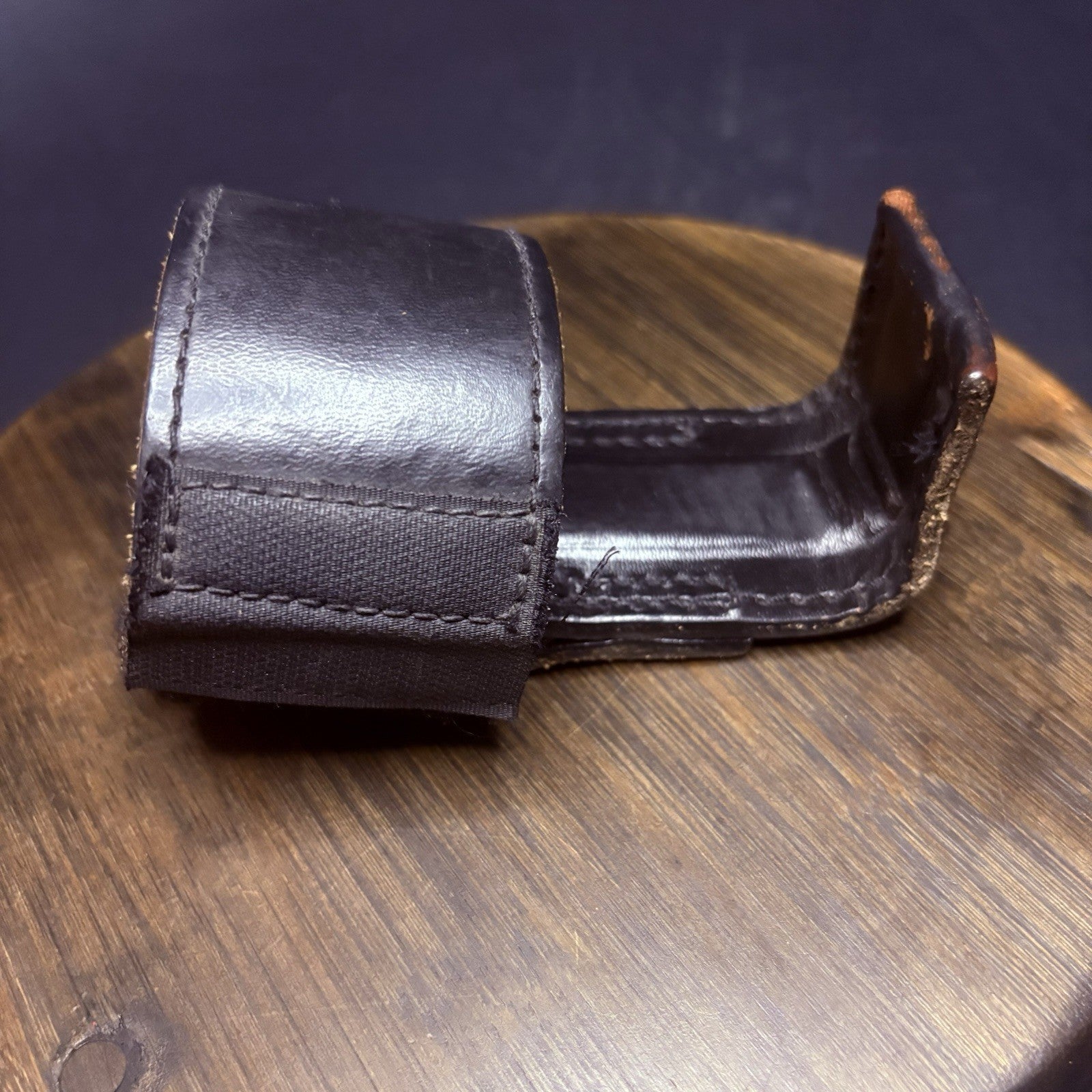 Dutyman Radio Pouch 4111 Plain Leather Steel Based Black Case, Holder1