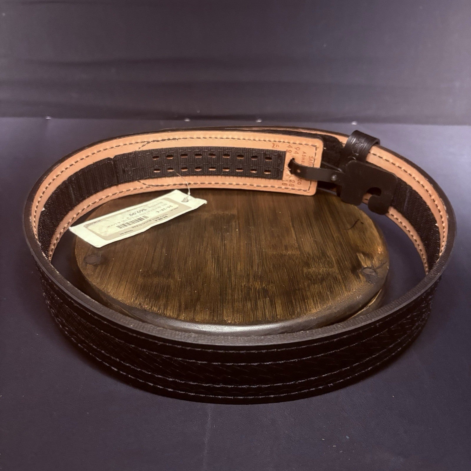 Safariland Model 94 Buckleless Duty Belt Size: 32" Lined Basket Weave 94-32-41
