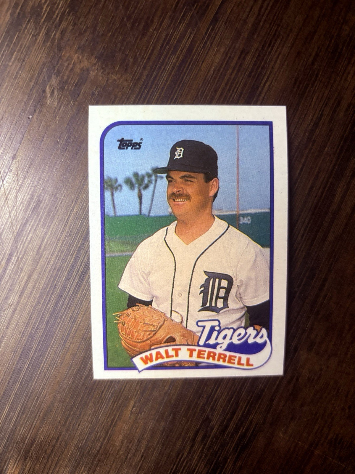 1989 Topps #127 Walt Terrell Tigers 8 High Grade See Photos0