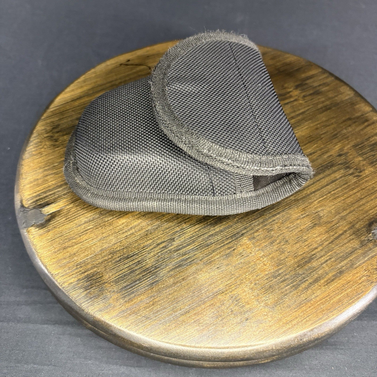 Galls Handcuff Case Molded Nylon- Black1