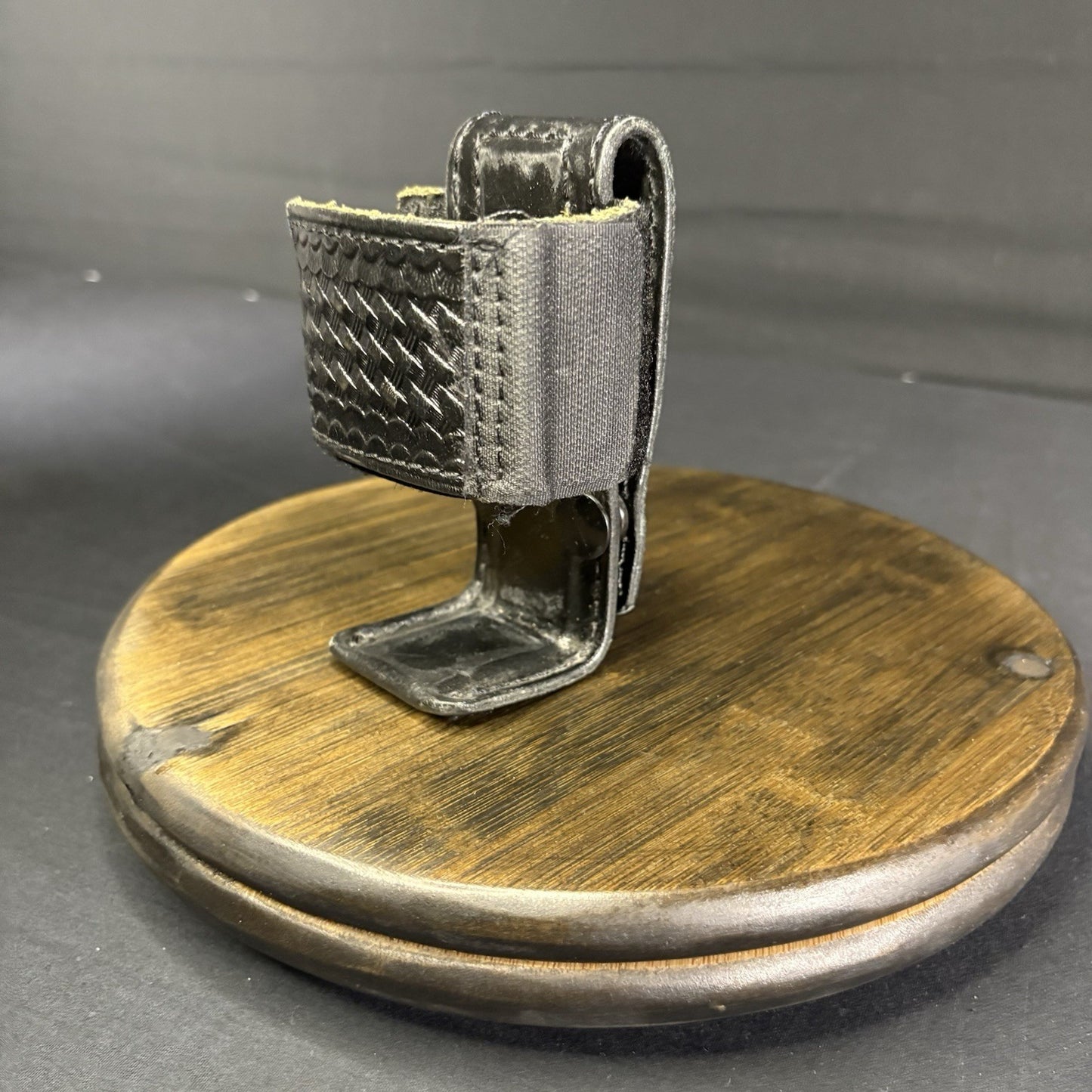 Aker Universal Radio Holder, 588U Basket Weave Leather2