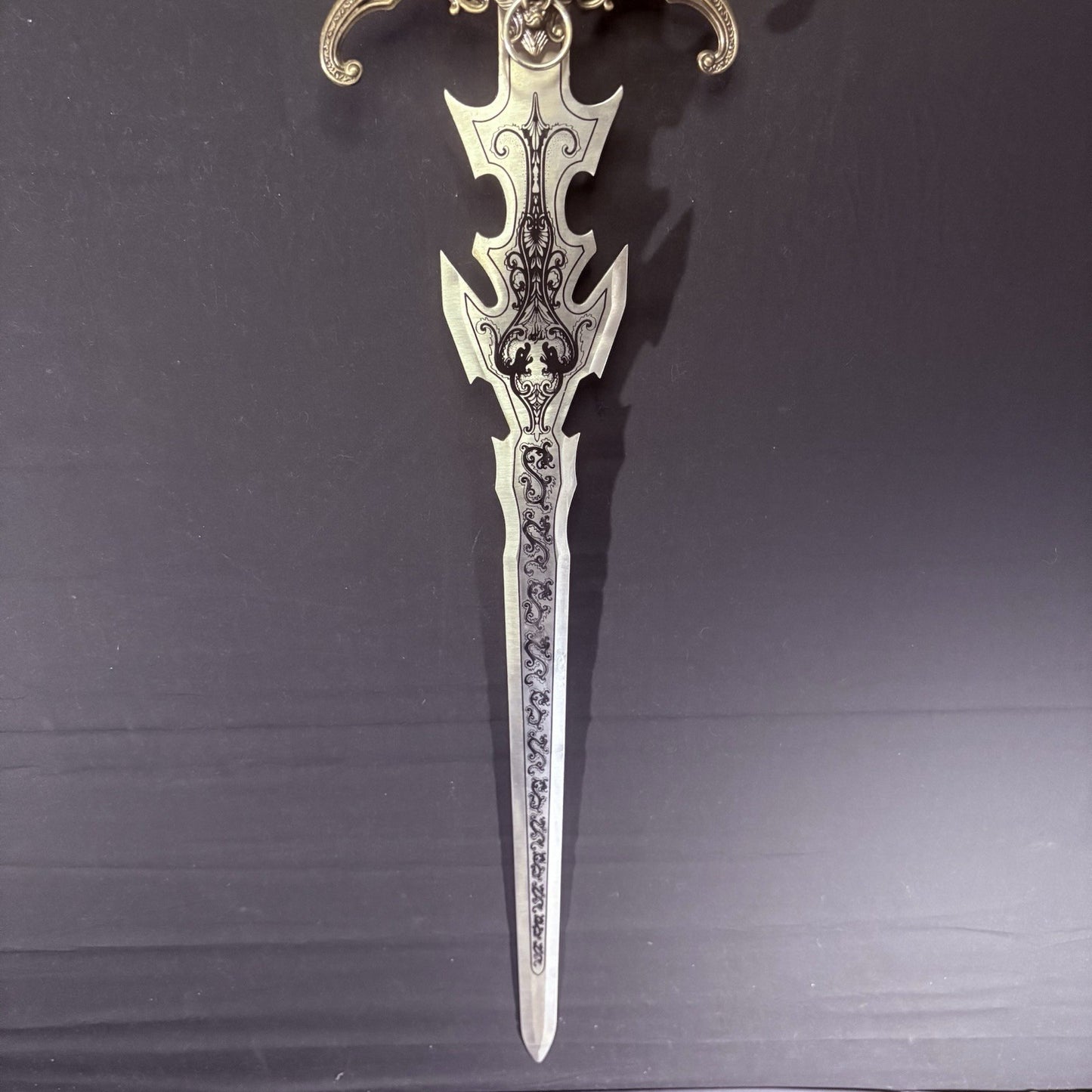 4-Headed Lion Sword 41" Beautifully Etched Blade w/ Rings For Hanging10