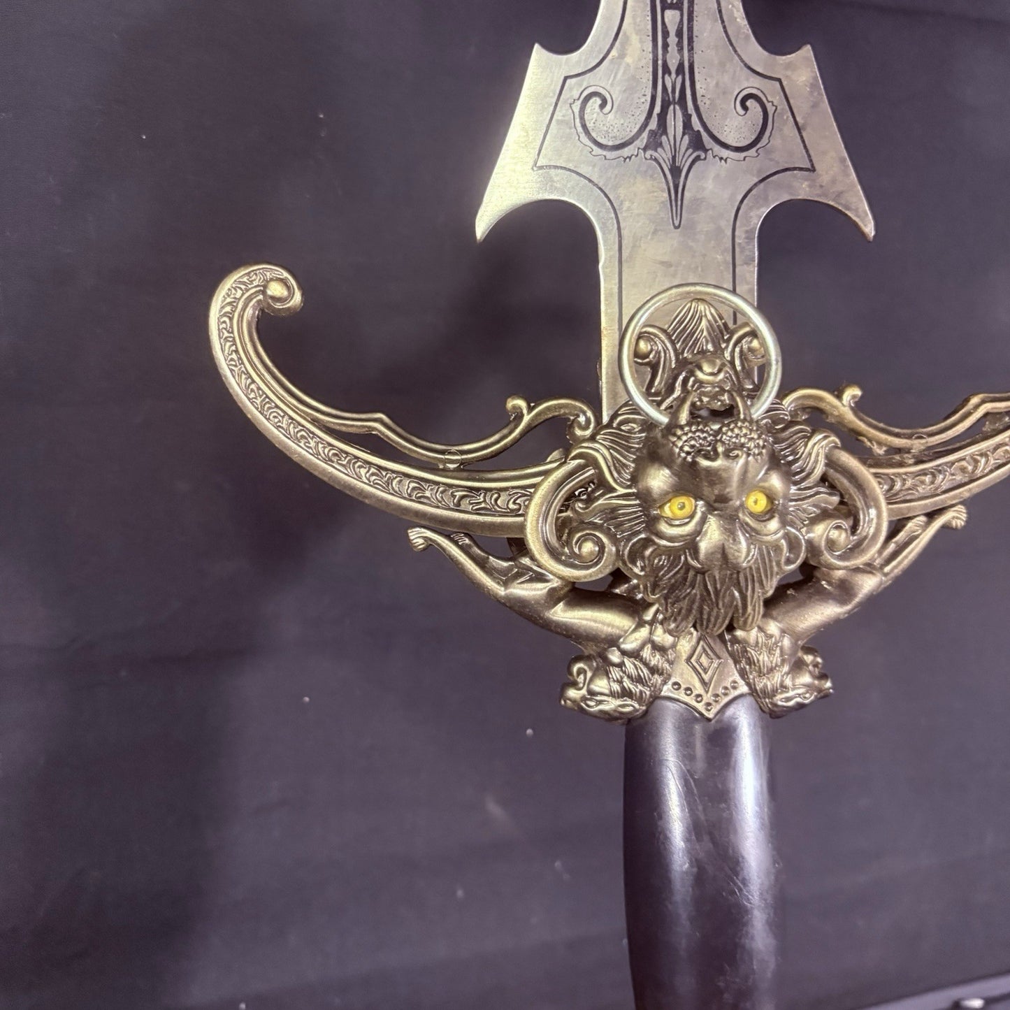 4-Headed Lion Sword 41" Beautifully Etched Blade w/ Rings For Hanging3