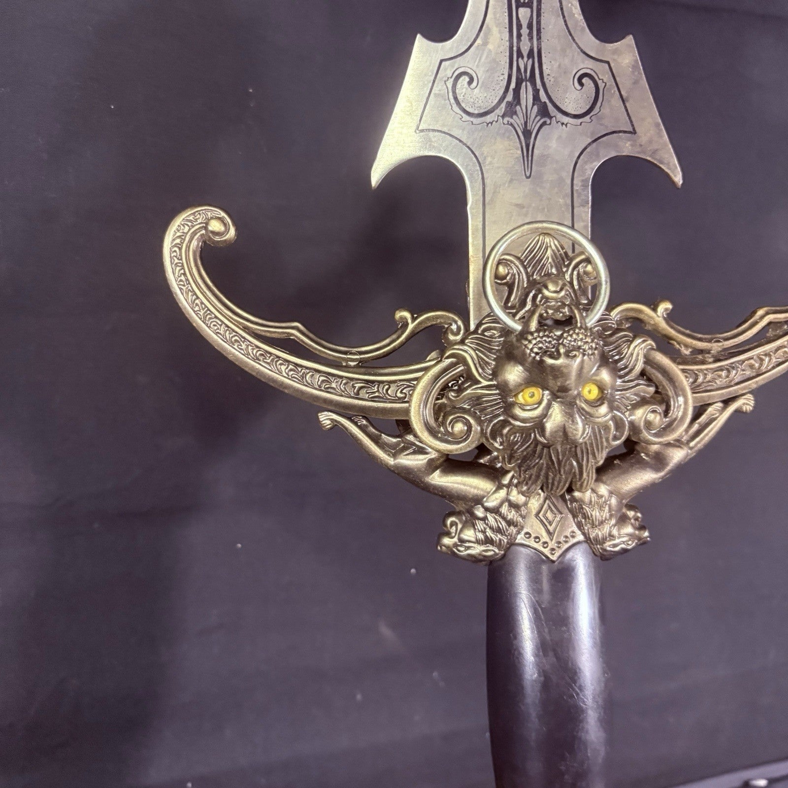 4-Headed Lion Sword 41" Beautifully Etched Blade w/ Rings For Hanging3