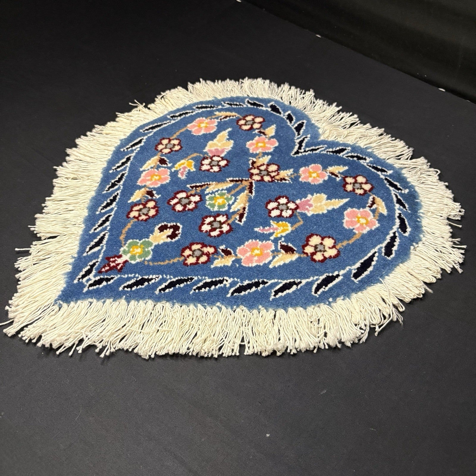 Hand Knotted Rug Heart Shape Purple w/Flowers 14”x13” VERY RARE4