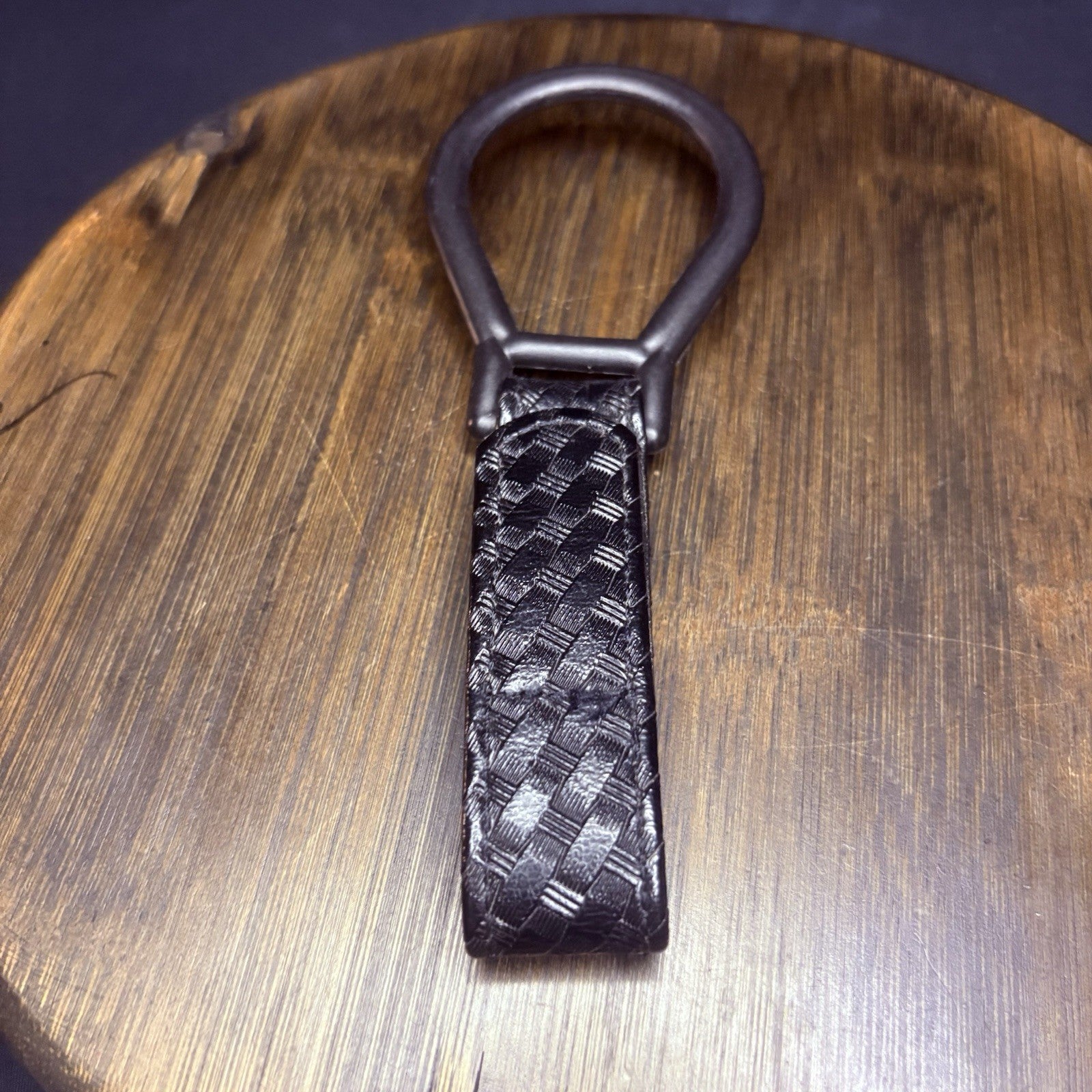 Bianchi Police Baton/ Flashlight Ring Holder Black Tooled Basket Weave Leather5