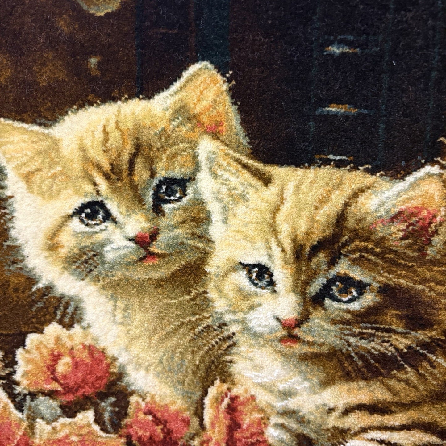 Pictorial Rug Kittens Hand Knotted w/Silk Inlays 24”x16” w/Rug Hangers13