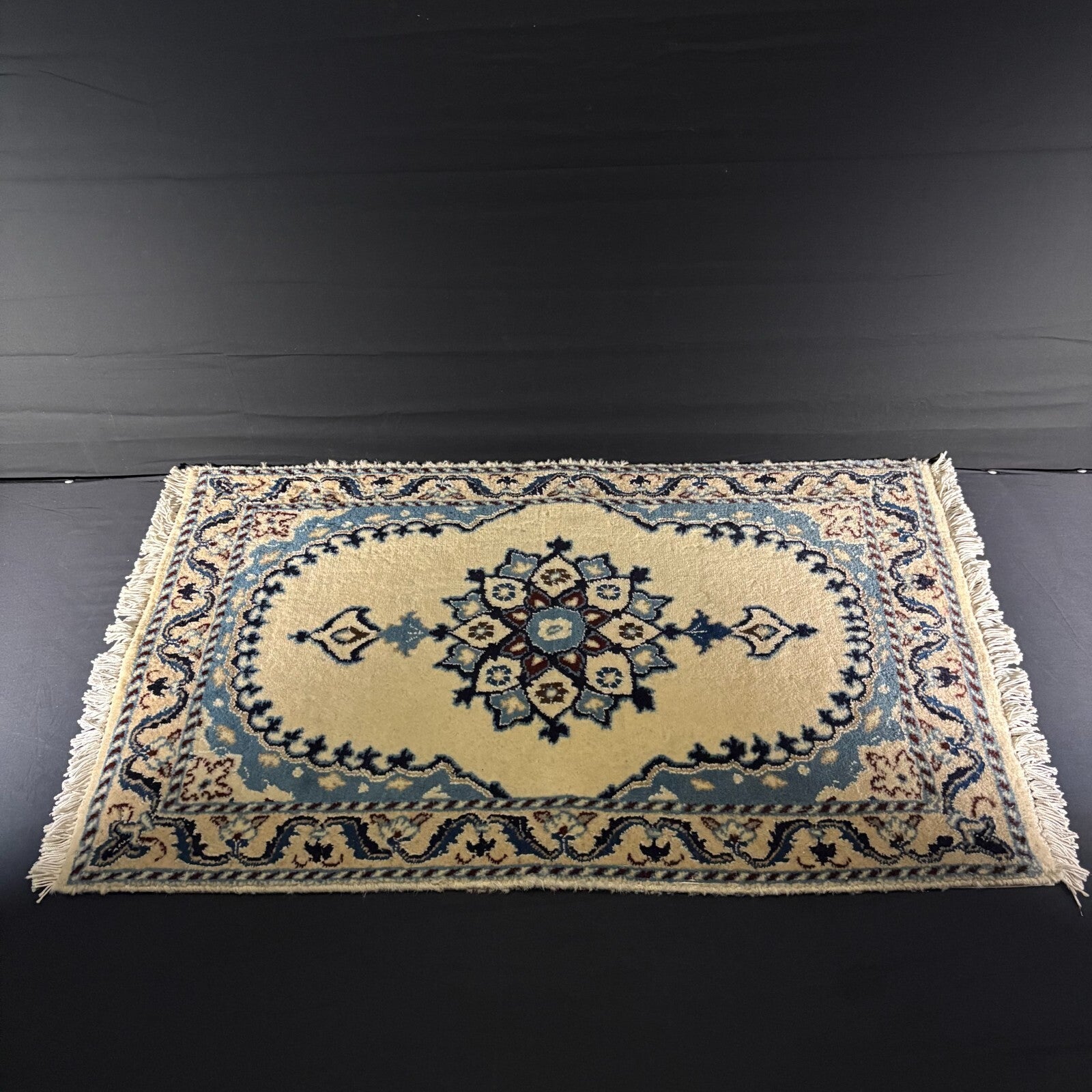 Persian Rug Hand Knotted Medallion Rug 3’X2’ 54X88cm 144KPSI SemiAntique0