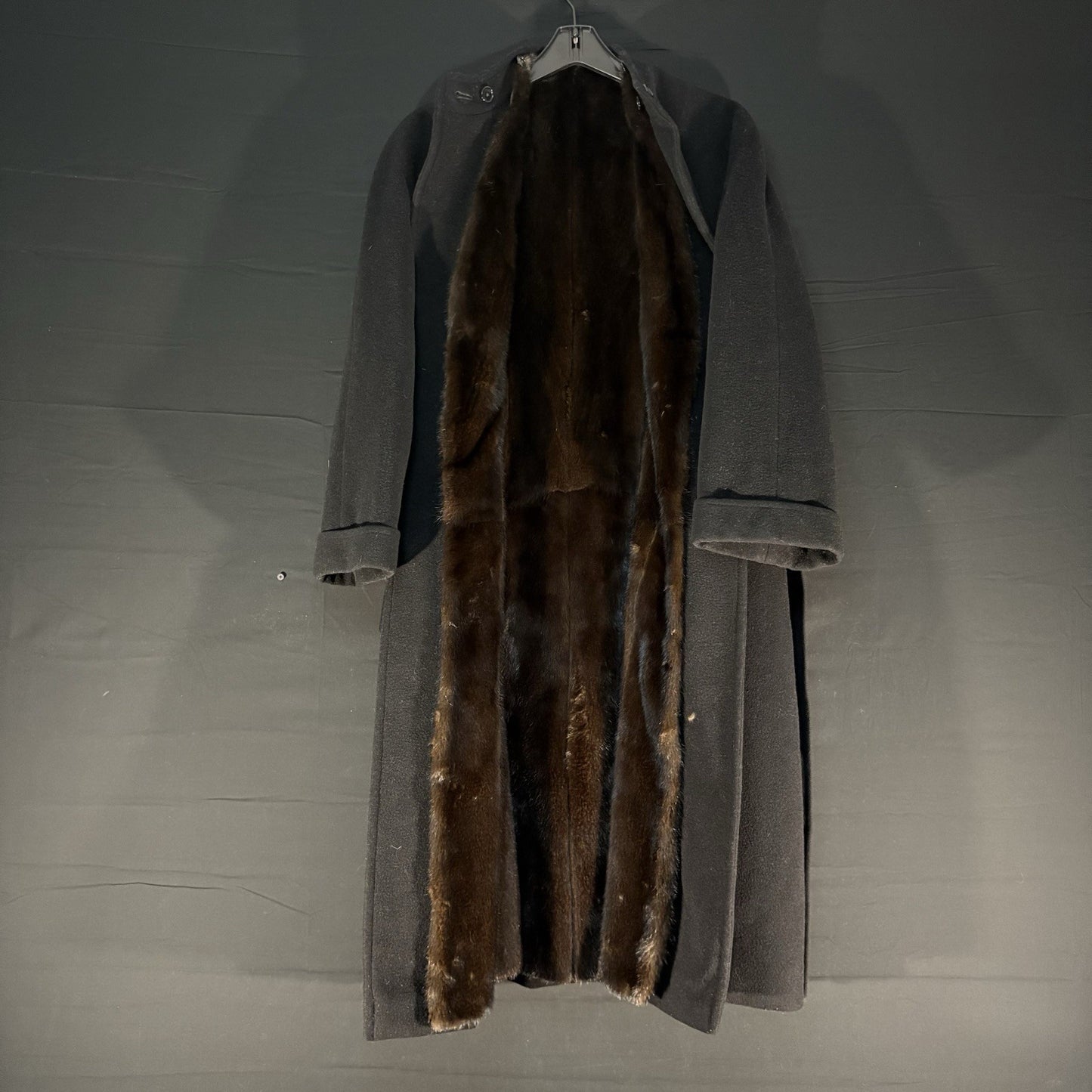 Burberry Fur Coat Mink Over Coat Women’s Size Medium Camel Hair w/Removable Mink0