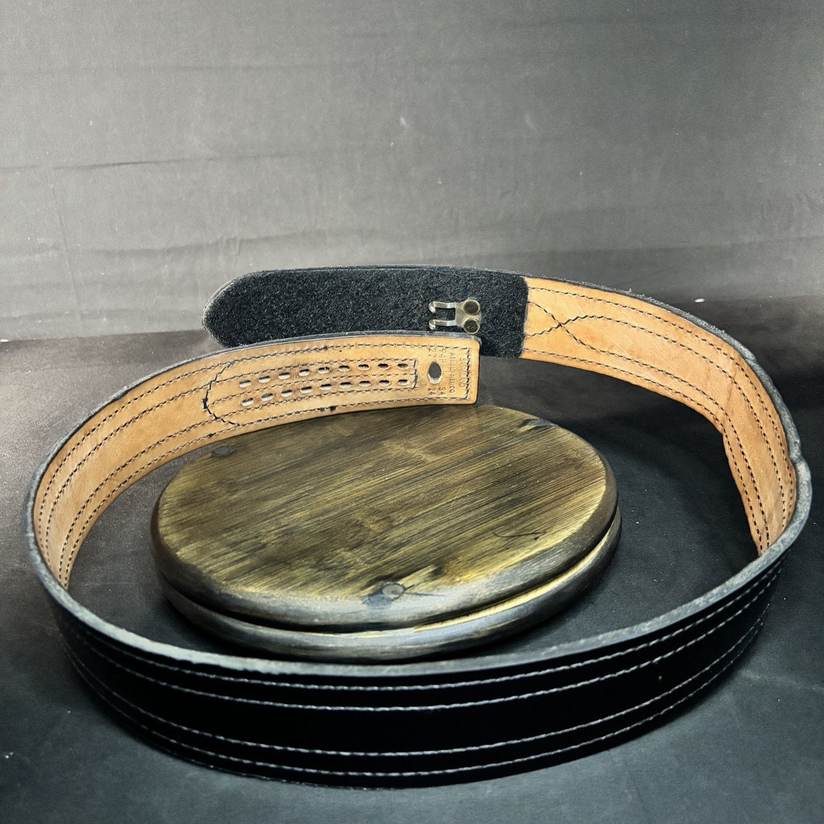 Safariland 94P Duty Belt Size 34" Hook & Loop Belt Leather 2.25 Black Hi-Gloss