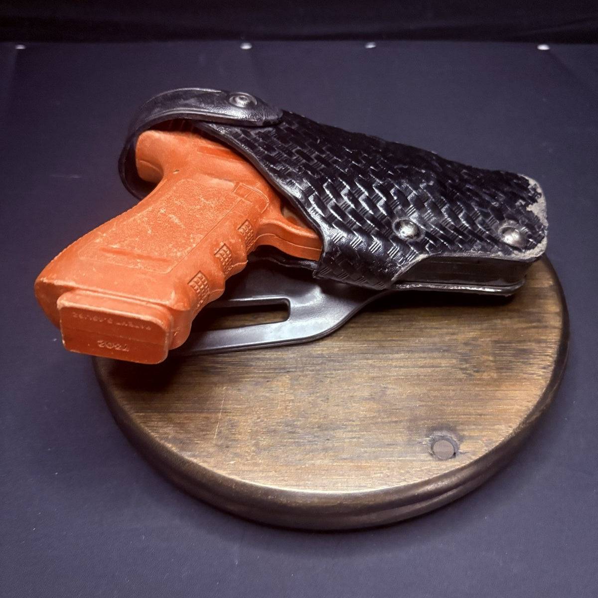 Safariland Glock 17/22 Duty Holster Right Hand Basketweave