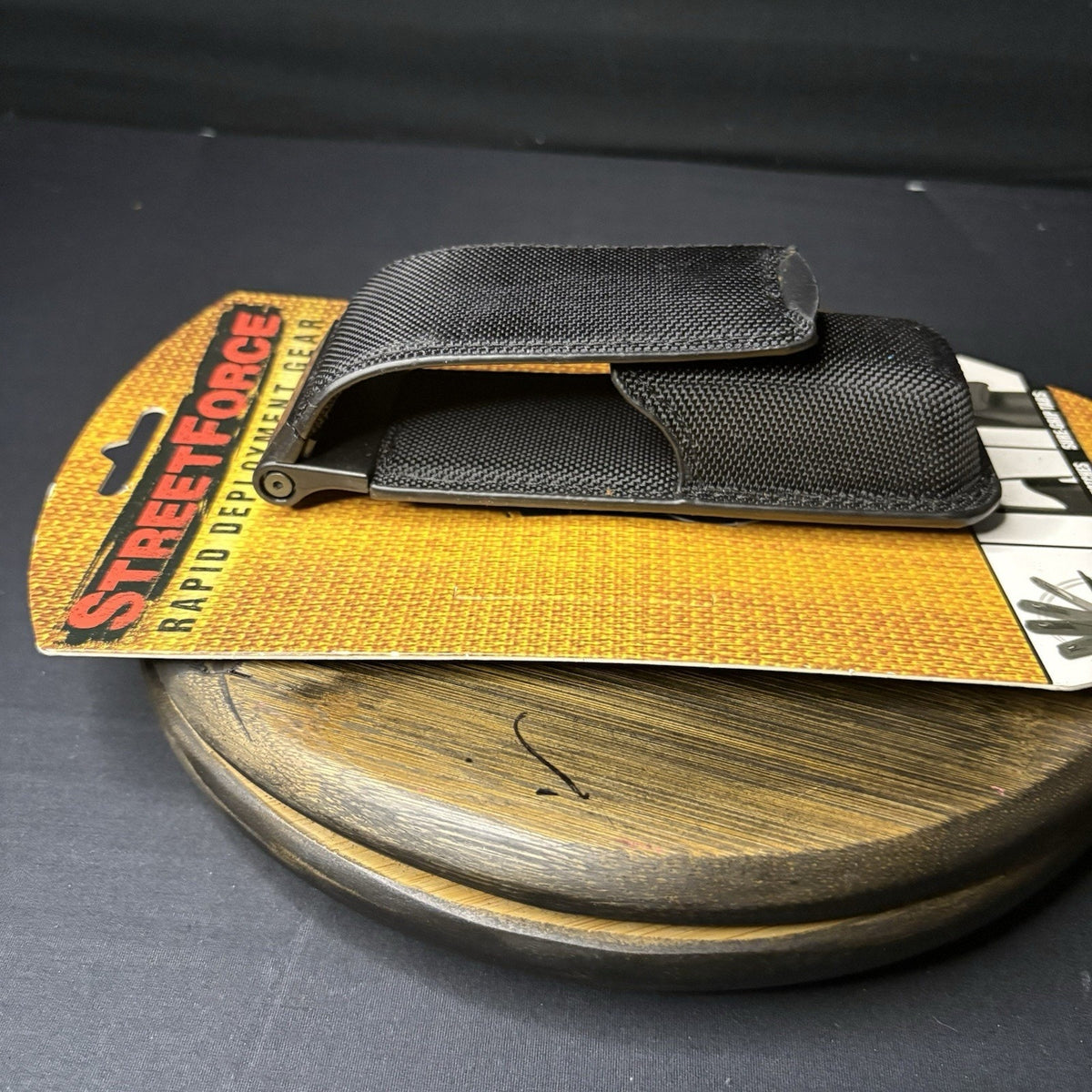 Rapid Deployment 9mm Magazine Pouch Spring Loaded Closure .40, .357