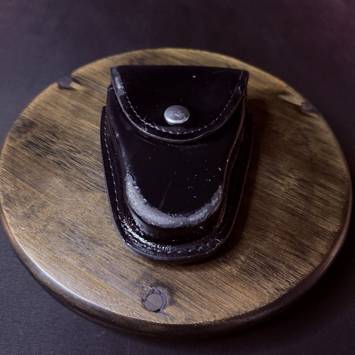 Gould & Goodrich Handuff Case Black High Gloss Leather Nickle Snap H80