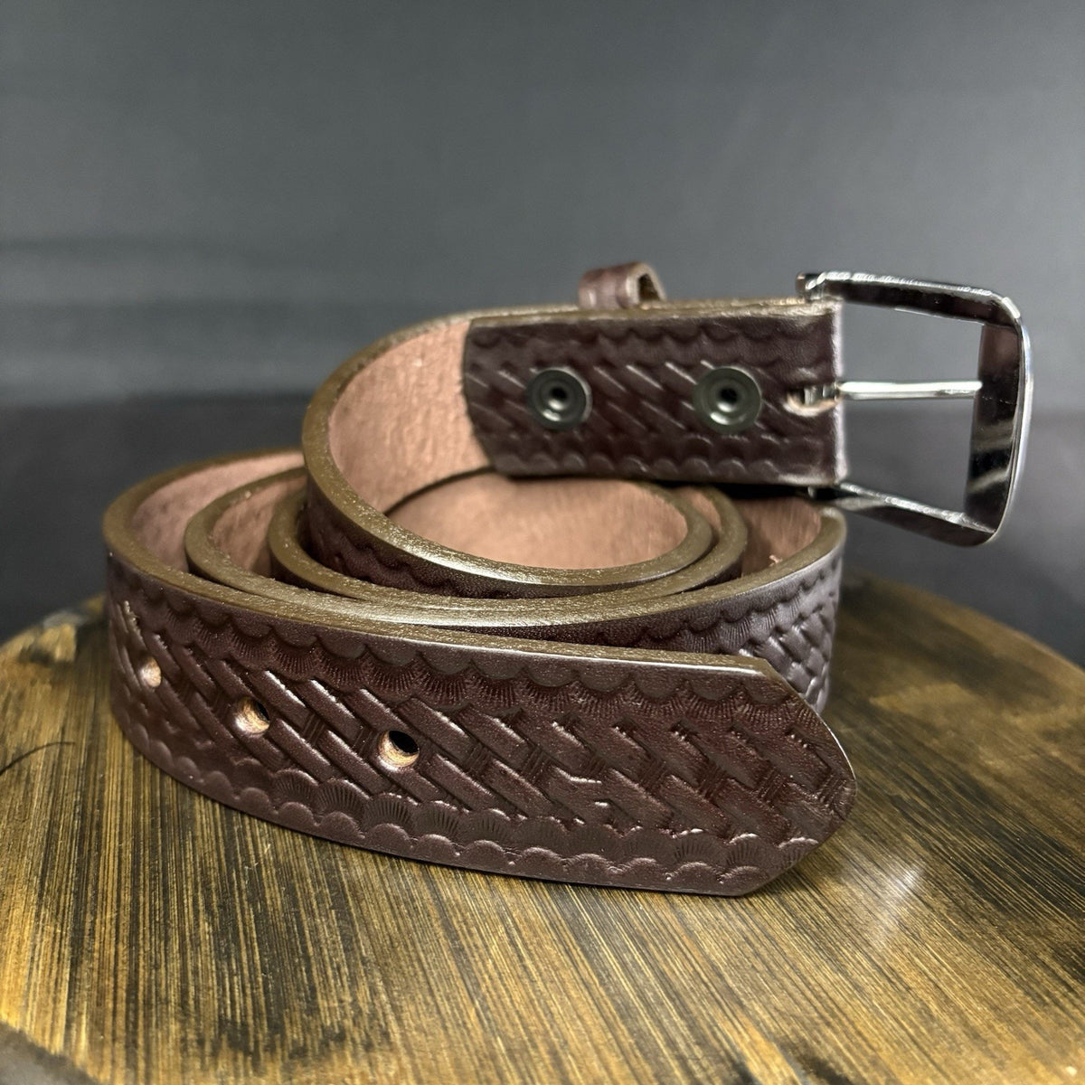 Boston Leather Off Duty Belt Size 46" Brown Basketweave Chrome Buckle 1.5”