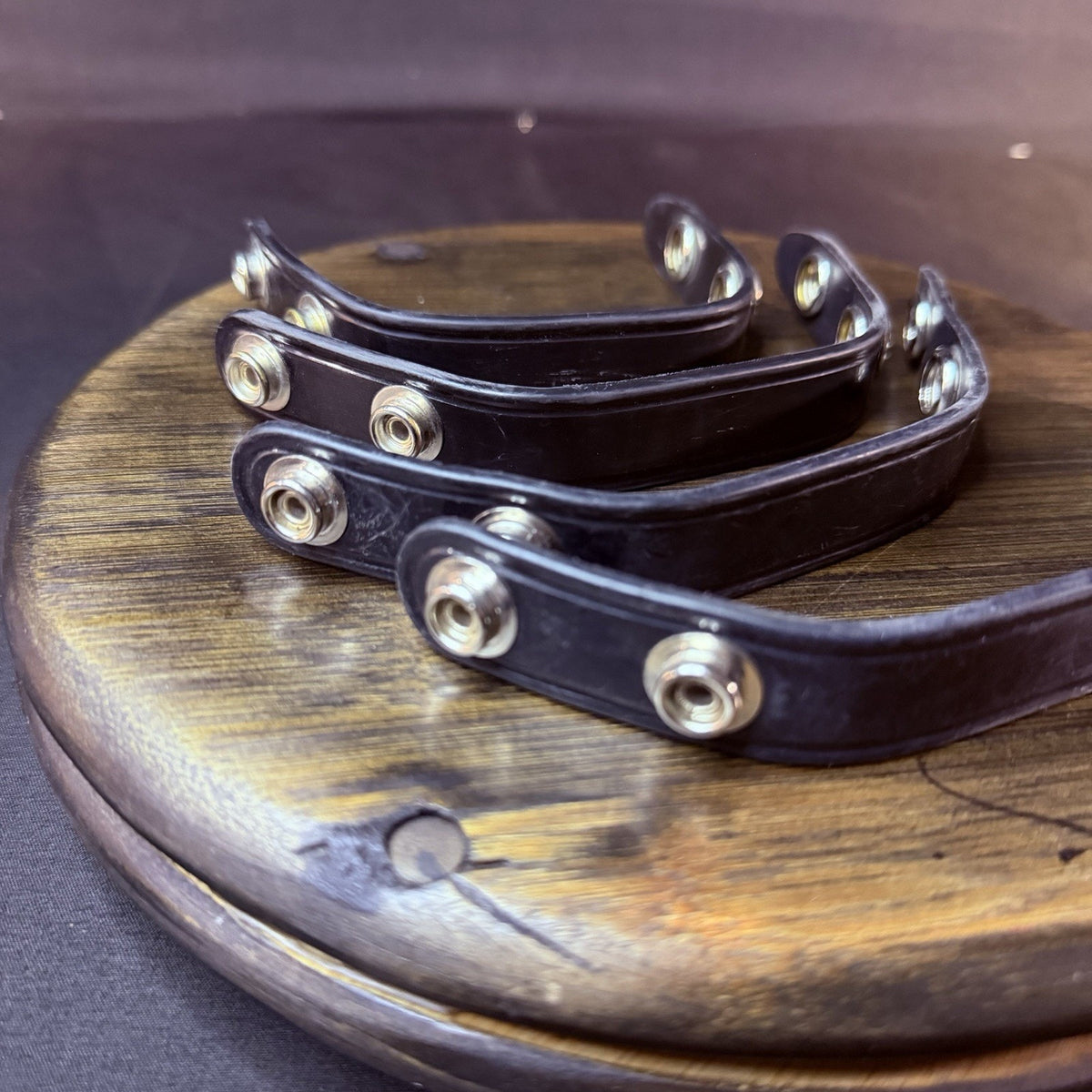Safariland Belt Keeper Black With Chrome Nickle Snaps Set Of 4