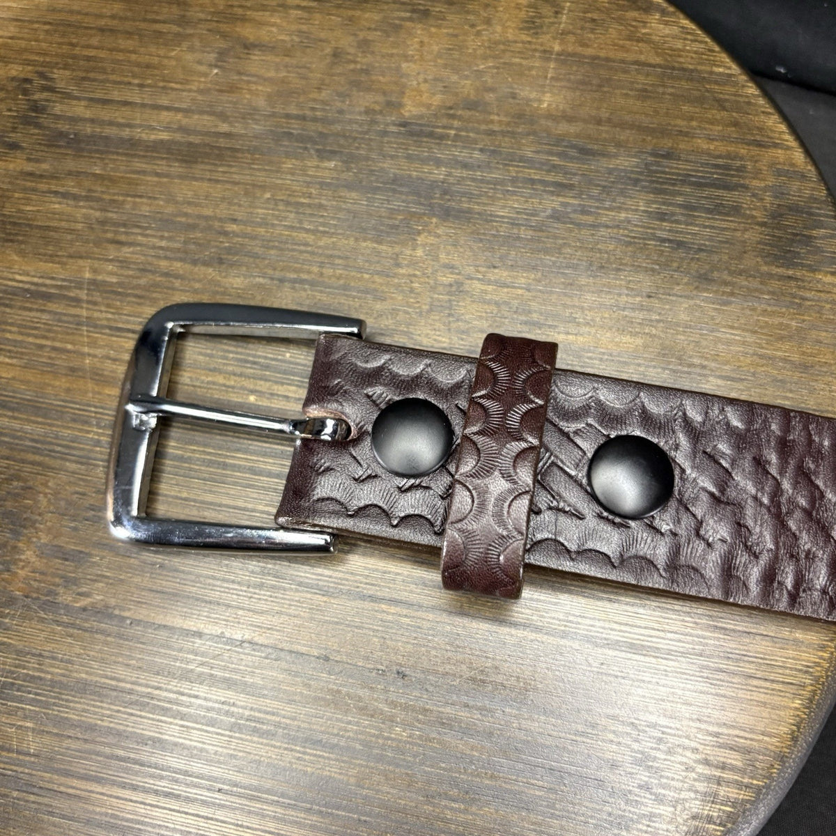 Boston Leather Off Duty Belt Size 46" Brown Basketweave Chrome Buckle 1.5”