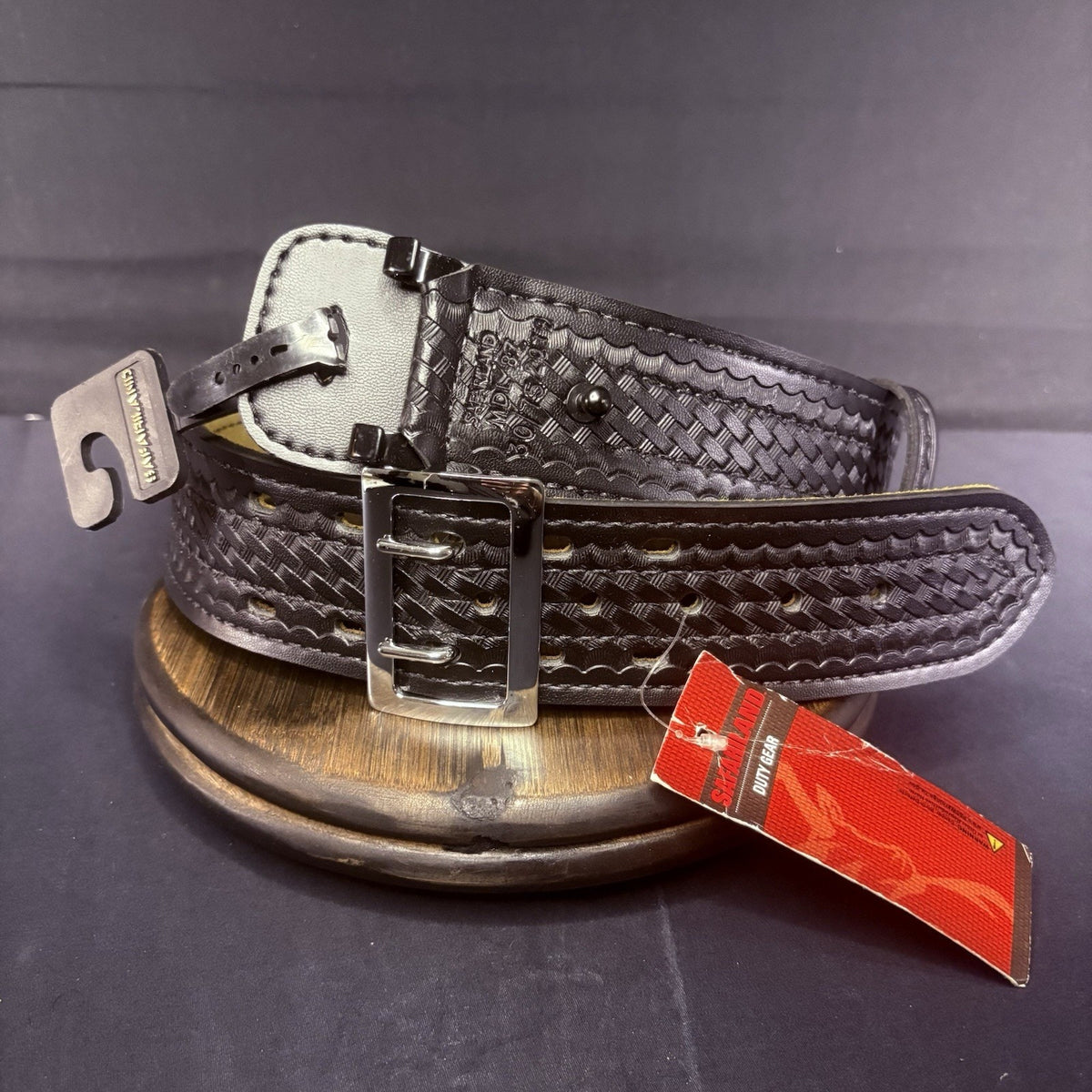 Safariland Model 87 Duty Belt - Size 30" - Sued Lined Basketweave - Black/Chrome