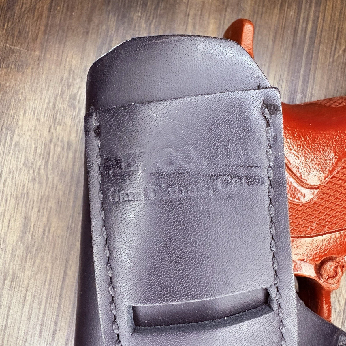 Aetco Pistol Holster Size Universal Leather RH & LH Concealment IWB