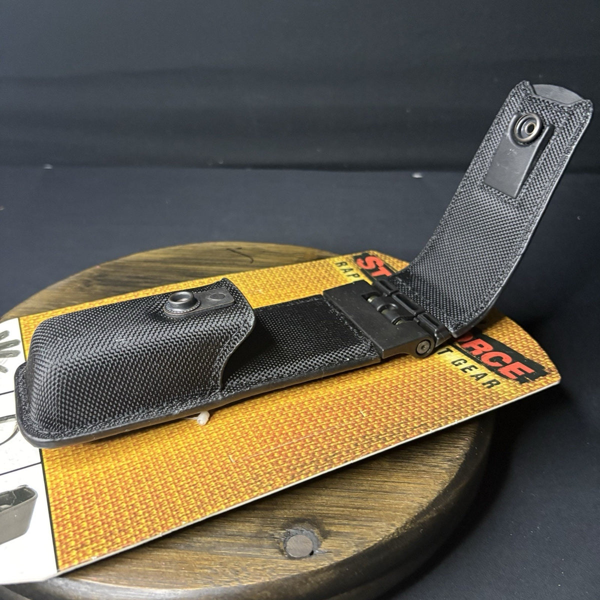 Rapid Deployment 9mm Magazine Pouch Spring Loaded Closure .40, .357