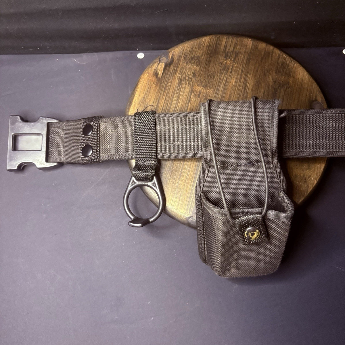 Bianchi Nylon Duty Belt 34"-40" w/Double Handcuff, Baton, Mace, Radio Holster
