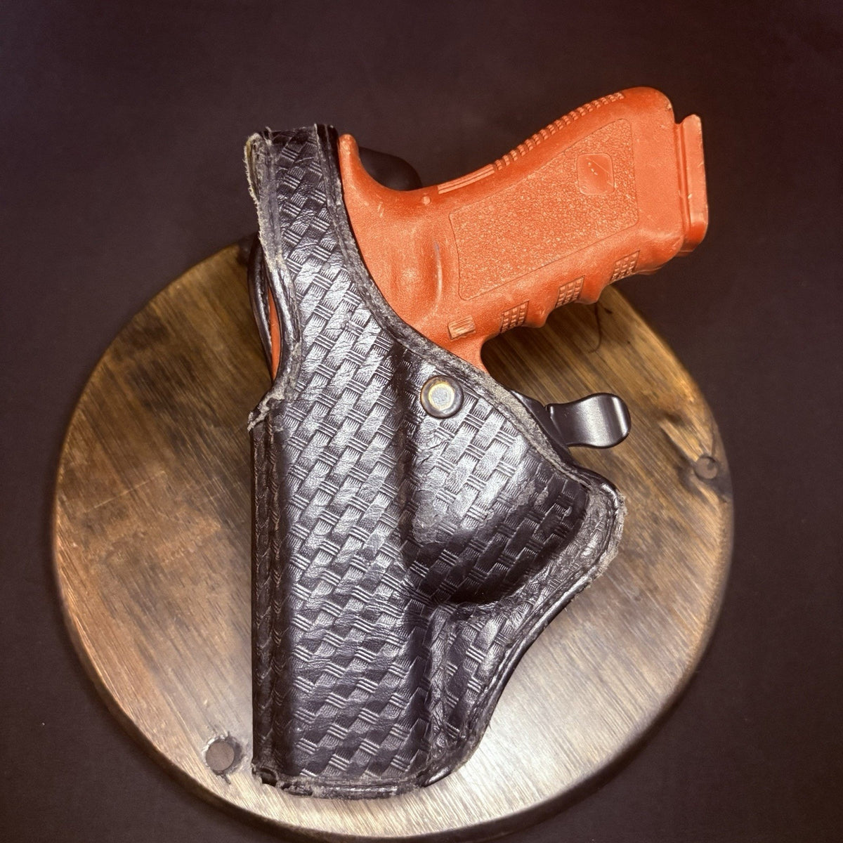 Bianchi GLOCK 17/22 Holster Left Hand Snap And Lock AccuMold Basketweave Leather