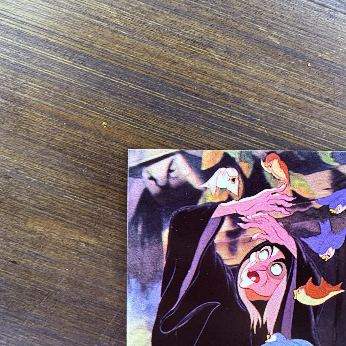 1994 SkyBox Snow White Trading Card #47 "Sensing Danger" High Grade, See Photos