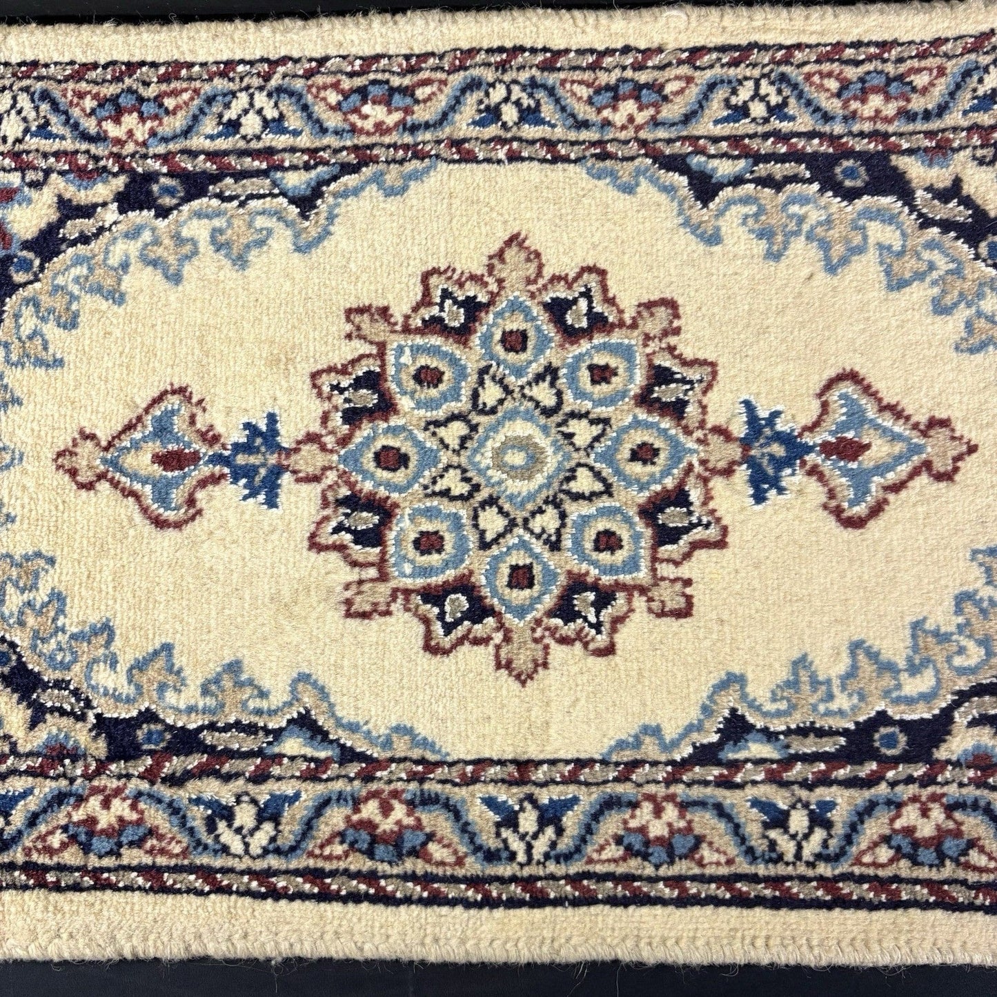 Persian Nain Rug Hand Knotted Blue Medallion 2'x1' or 24"x15" or 40cm X 60cm