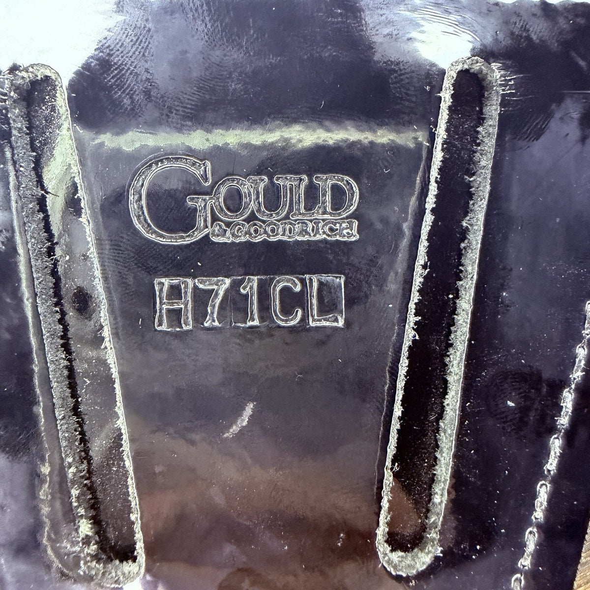 Gould & Goodrich Handuff Case Black High Gloss Leather Nickle Snap H71CL