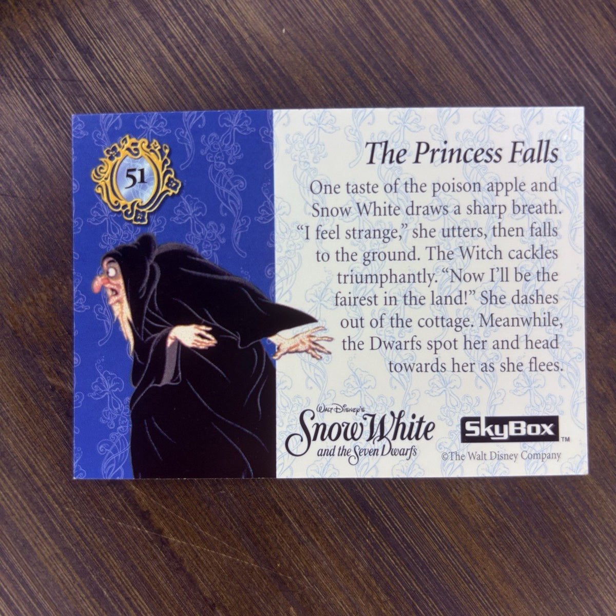 1994 SkyBox Snow White #51 "The Princess Falls" High Grade Trading Card