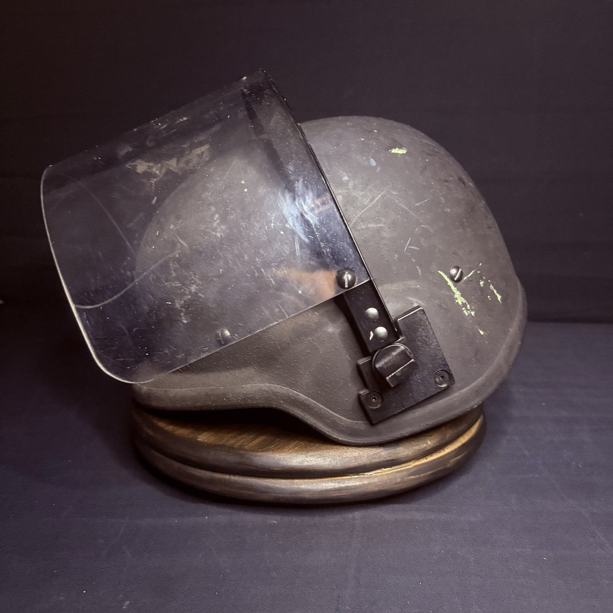 Aetco IIIA (3A) Ballistic Helmet w/ Face Shield & Extra Padding Size Large