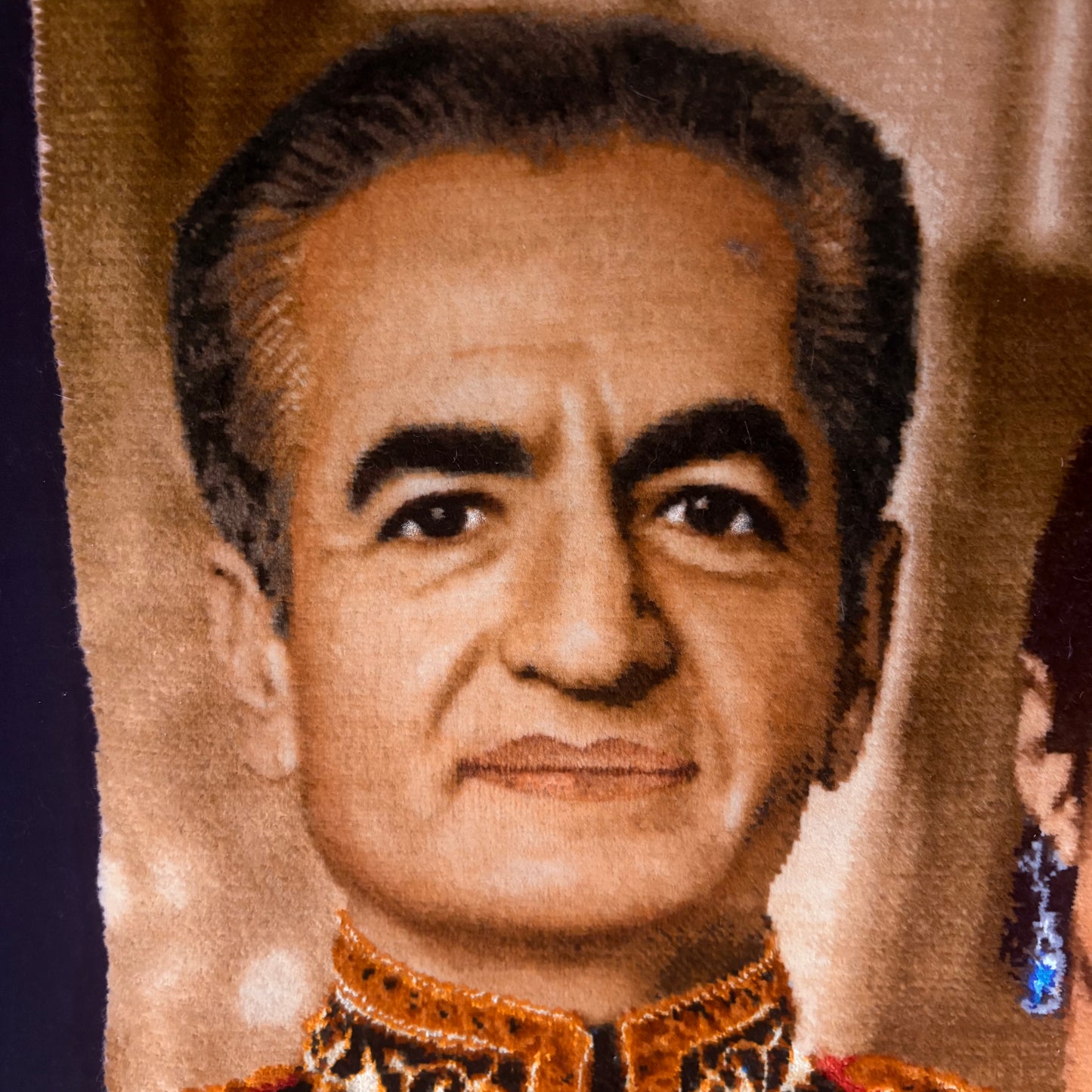 Persian Rug King & Queen Pictorial (Tabriz, Iran) Hand Knotted 50 Raj Shah & Empress Pahlavi 22in x 18in or 55cm x 45cm Silk Foundation w/Rug Hangers