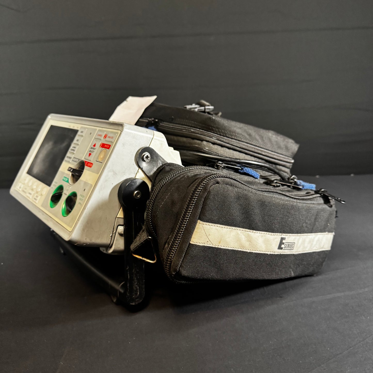 Zoll E-Series Defibrillator w/EMS Case full of Accessories!
