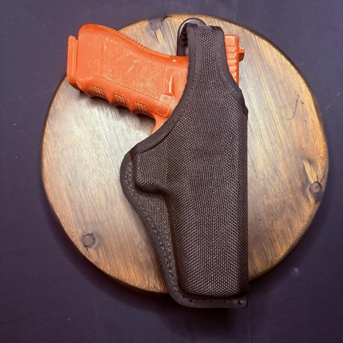 Bianchi 7105 Holster GLOCK 17 Right Hand Size 13 Nylon Adjustable Retention Snap