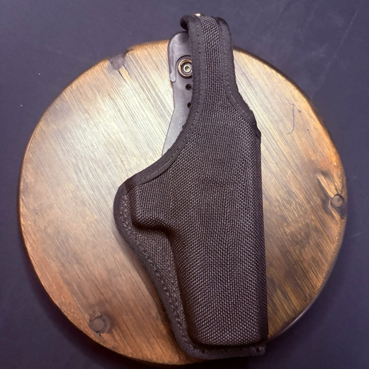 Bianchi 7105 Holster GLOCK 17 Right Hand Size 13 Nylon Adjustable Retention Snap