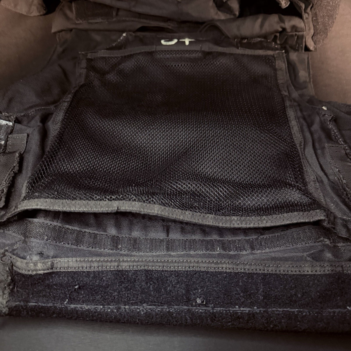 Tactical Plate Carrier Vest Size XXL Black w/Plate Pockets & MOLLE