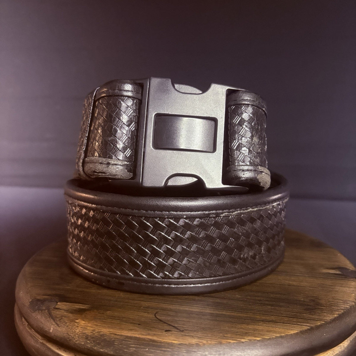 Bianchi 7950 Duty Belt Waist Size Small 28”-32" AccuMold Basketweave Leather