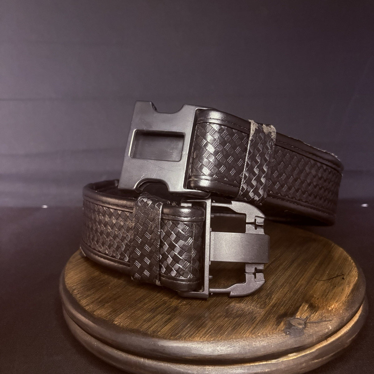 Bianchi 7950 Duty Belt Waist Size Small 28”-32" AccuMold Basketweave Leather