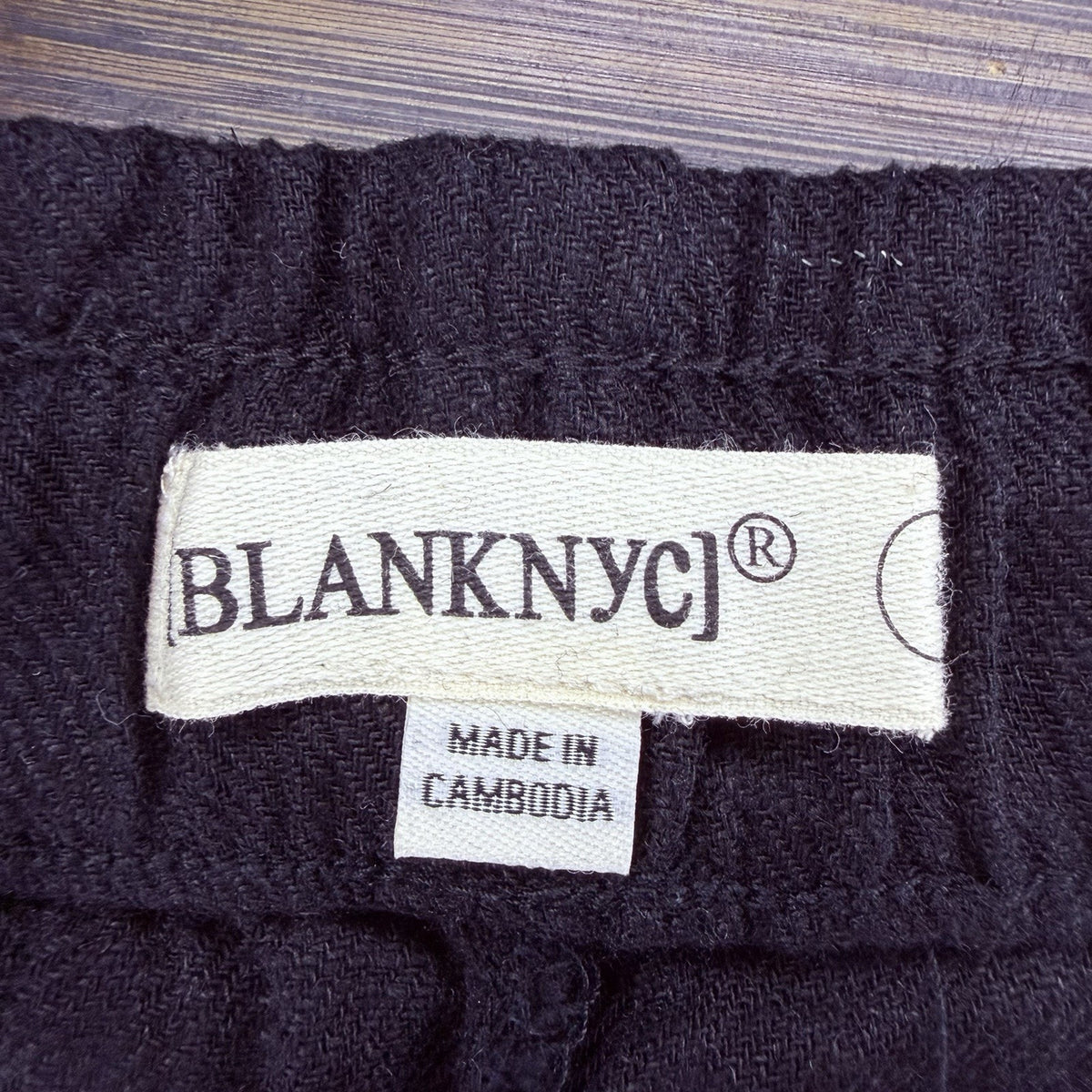 BLANKNYC Linen Blend Black Shorts Size Large High Rise Elastic Waist 5" Inseam