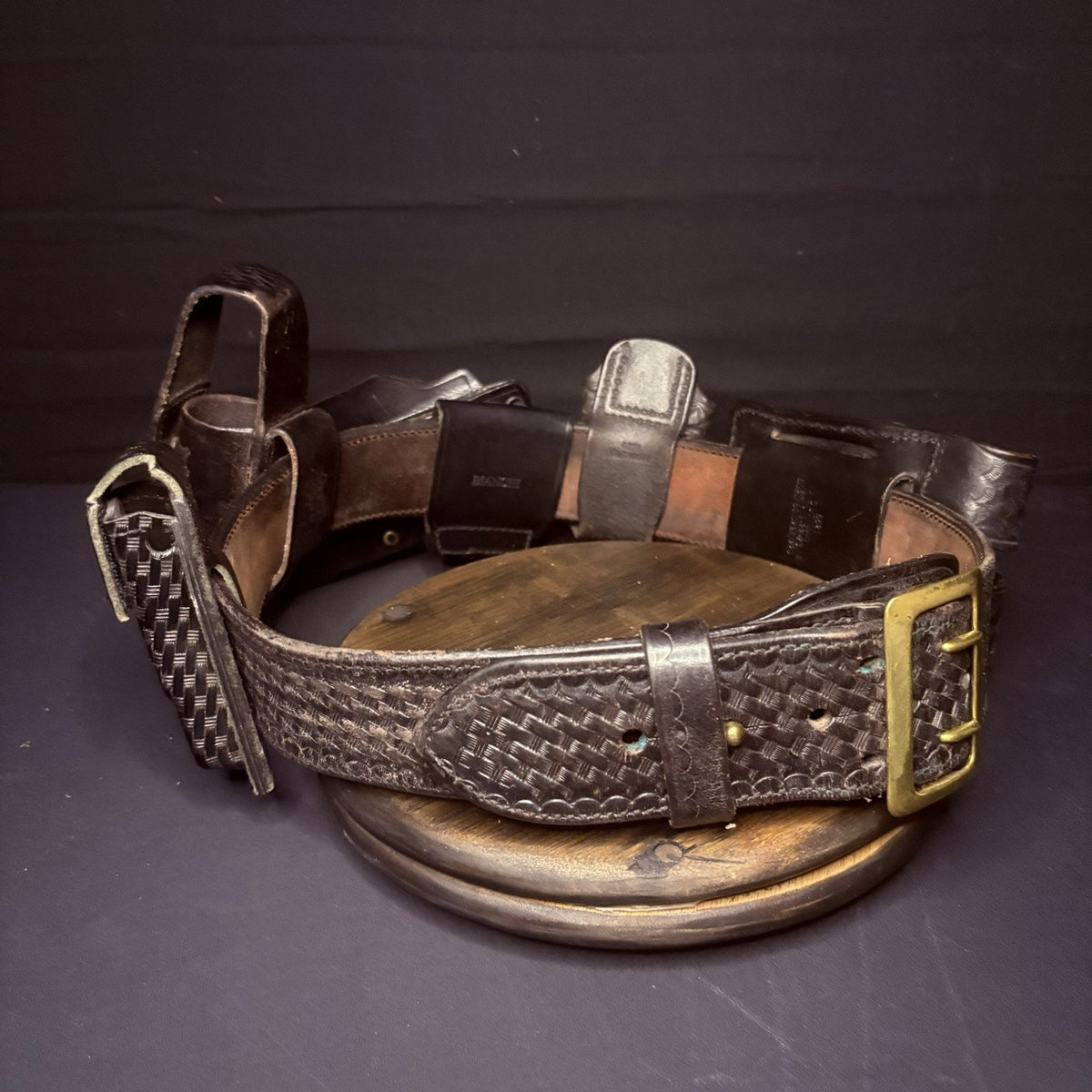 Bianchi Duty Belt 32" w/Mag Pouch, Key Keeper, Radio, Mace, Recorder Pouch