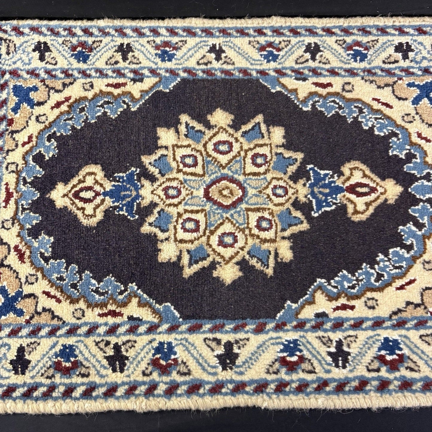 Persian Rug Hand Knotted Blue Medallion 2'x1' or 22"x14" or 40cm X 60cm