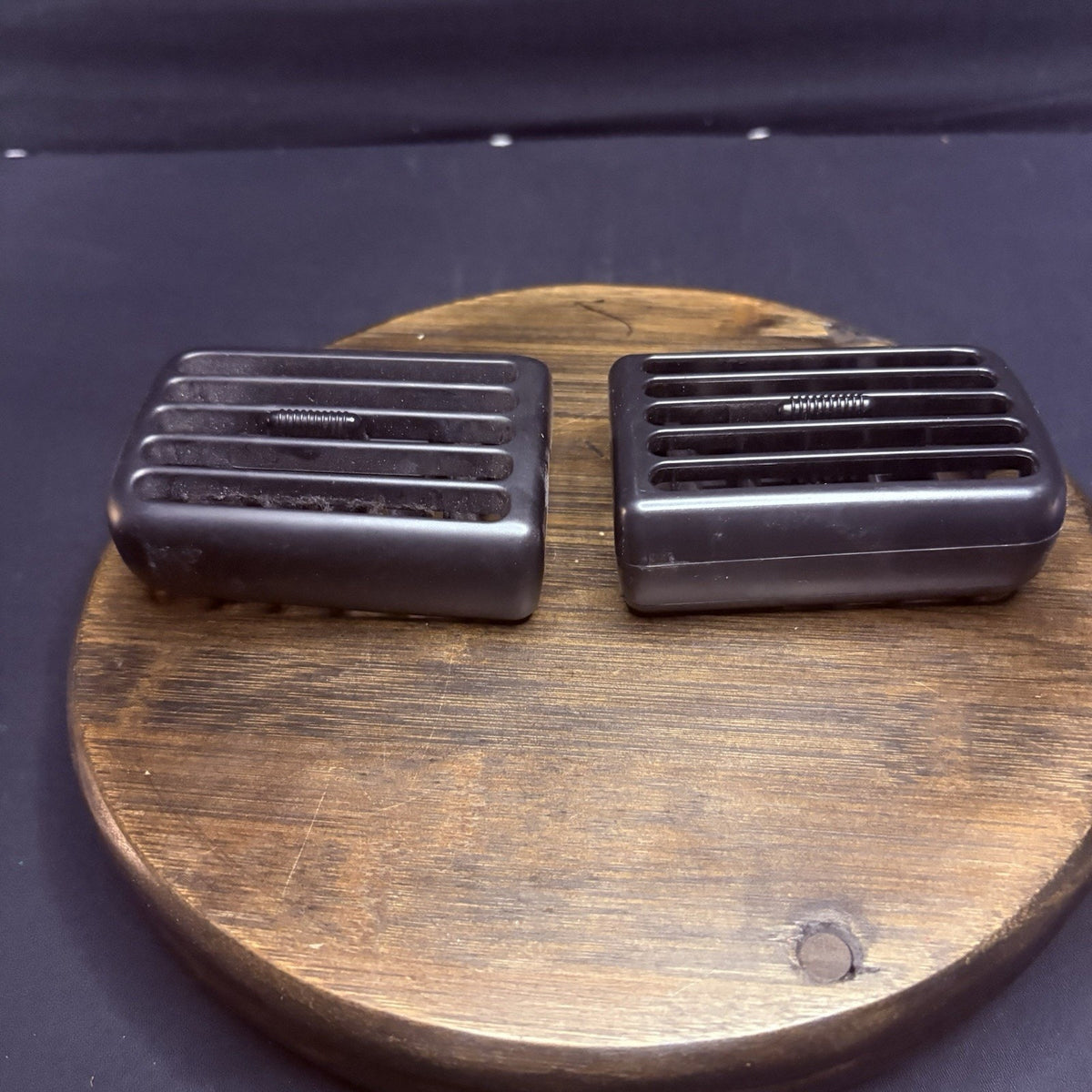 98-2001 Dodge Ram 1500 2500 3500 Dash Center Vents Black OEM (Set Of 2)