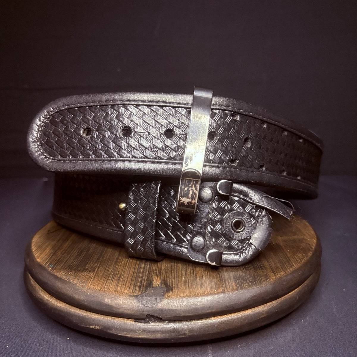 Bianchi Duty Belt Size 34" AccuMold 7960 w/Keyring Holder Basketweave Leather