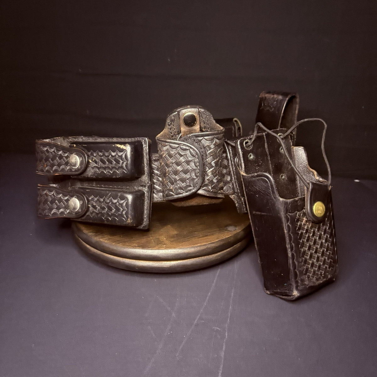 Bianchi Duty Belt 32" w/Mag Pouch, Key Keeper, Radio, Mace, Recorder Pouch