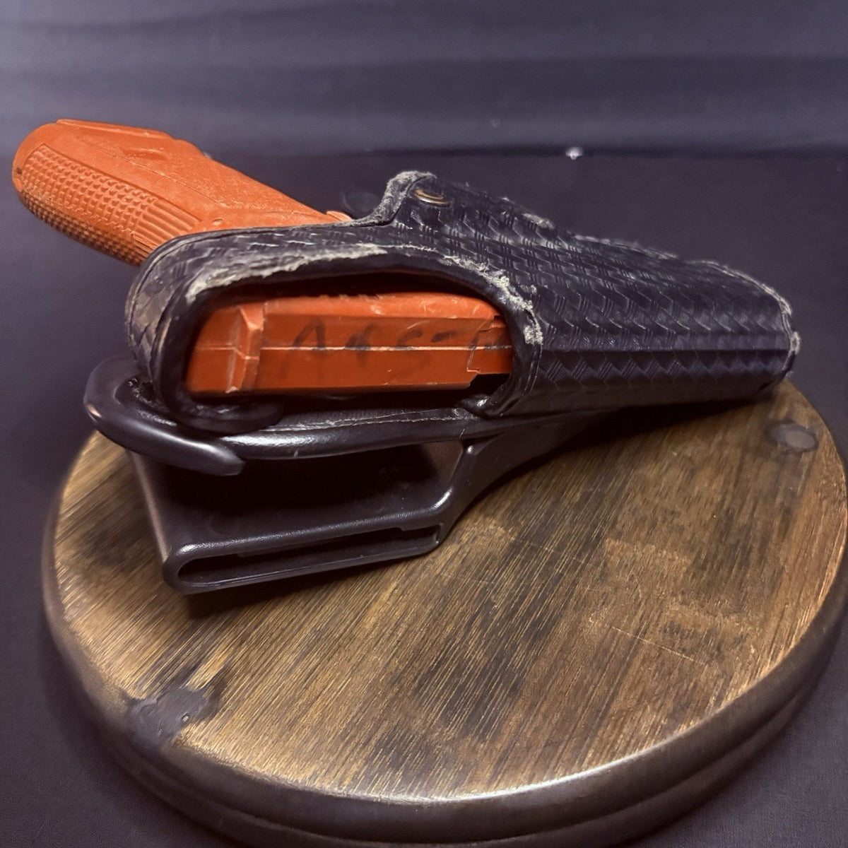Bianchi GLOCK 17/22 Holster Left Hand Snap And Lock AccuMold Basketweave Leather