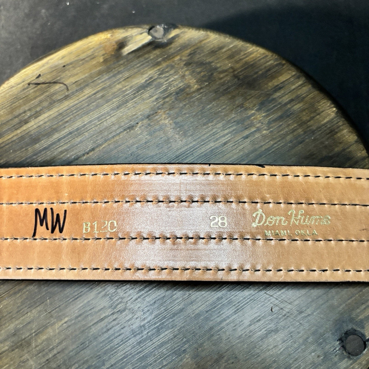Don Hume Duty Belt Size 28" Hi-Gloss Belt Keeper Quad Stitched Leather B120 2.25