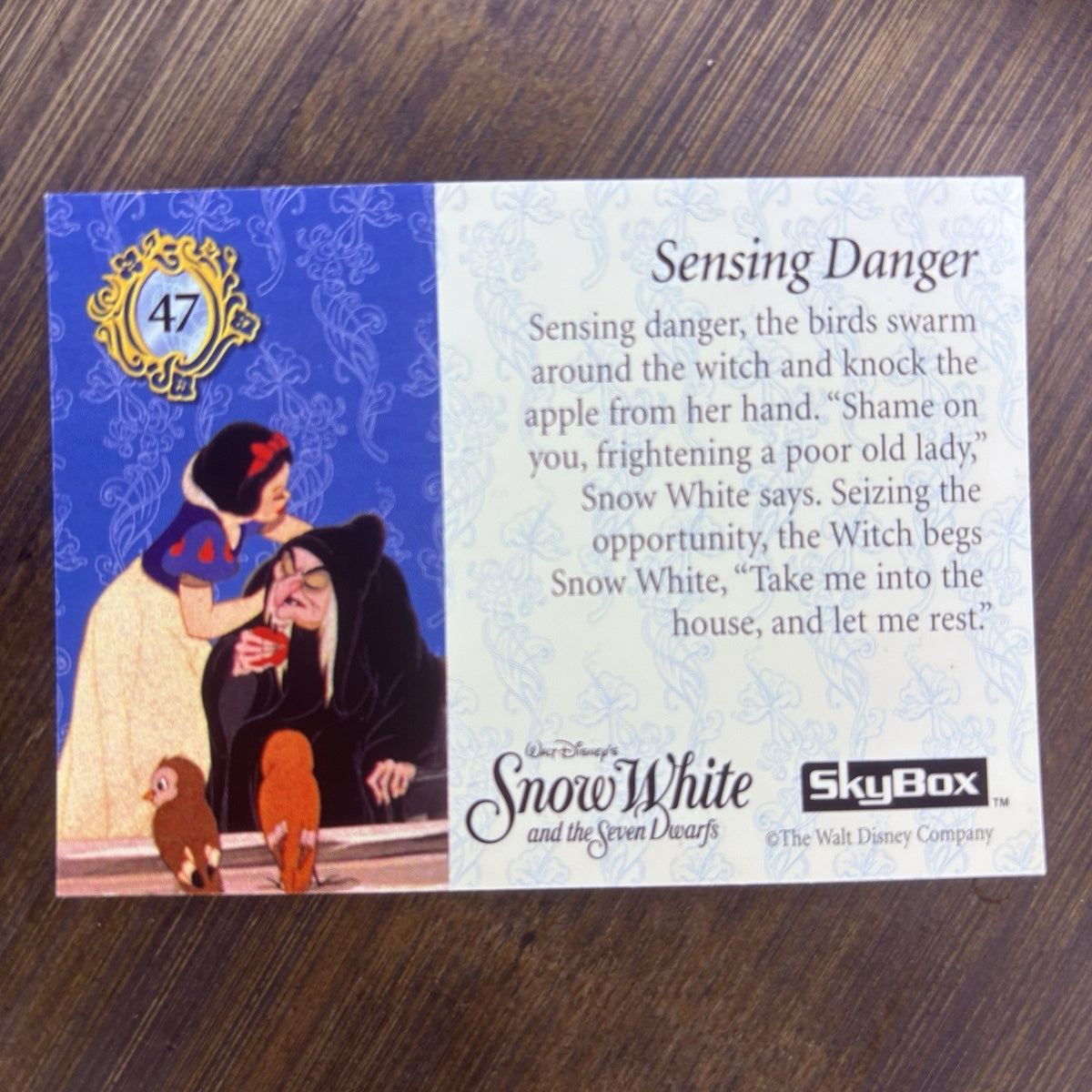 1994 SkyBox Snow White Trading Card #47 "Sensing Danger" High Grade, See Photos